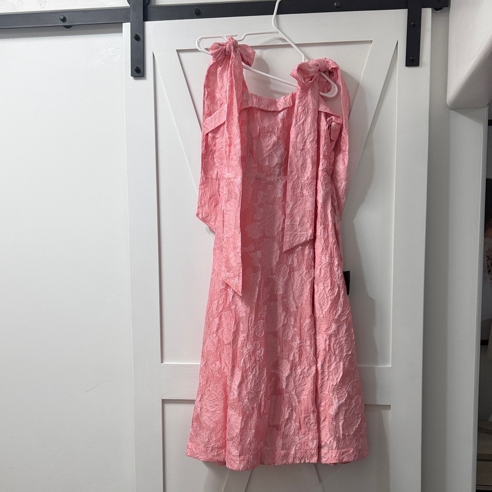 Lulu's Pink Tie-Shoulder Floral Textured Sundress